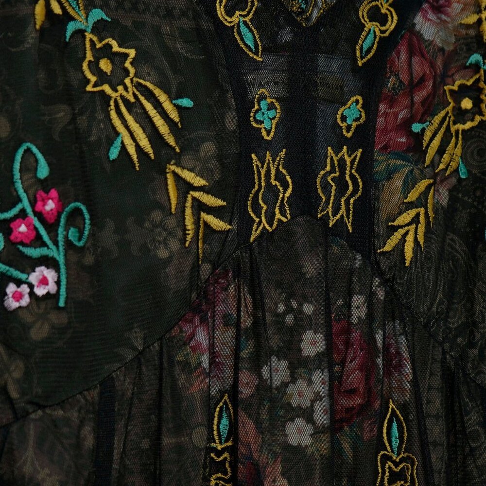 eshakti Black Floral Sheer V-Neck Maxi Dress - Picture 14 of 15
